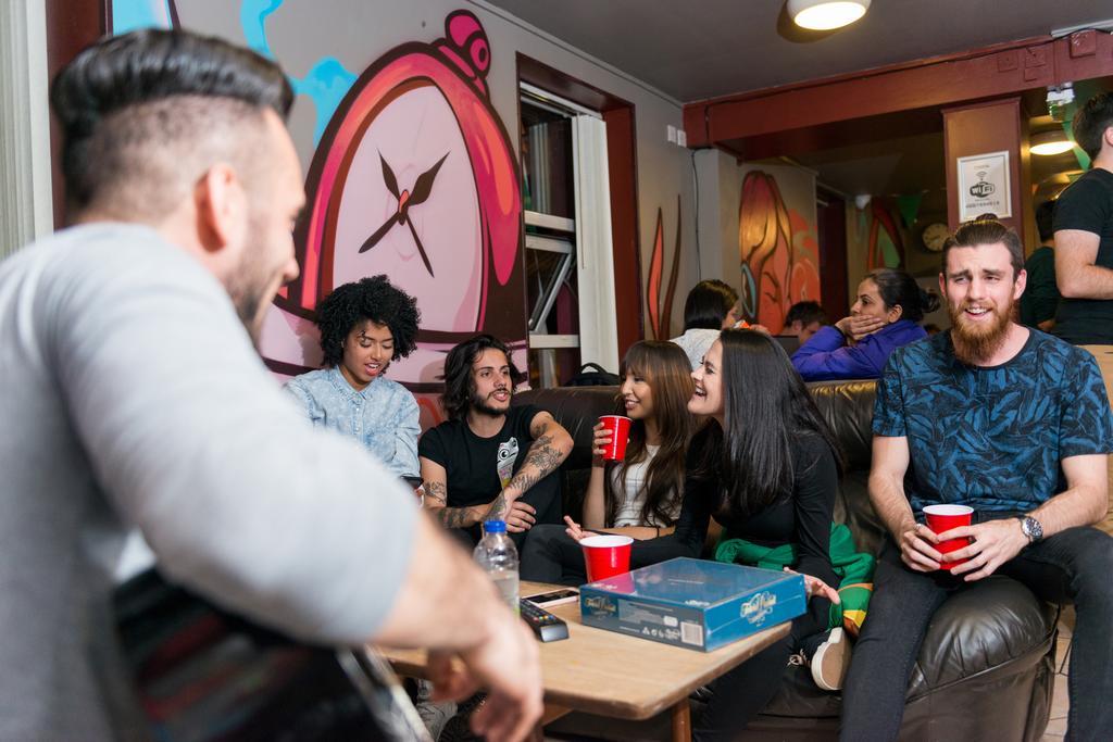 The Times Hostel - College Street Dublin Bagian luar foto