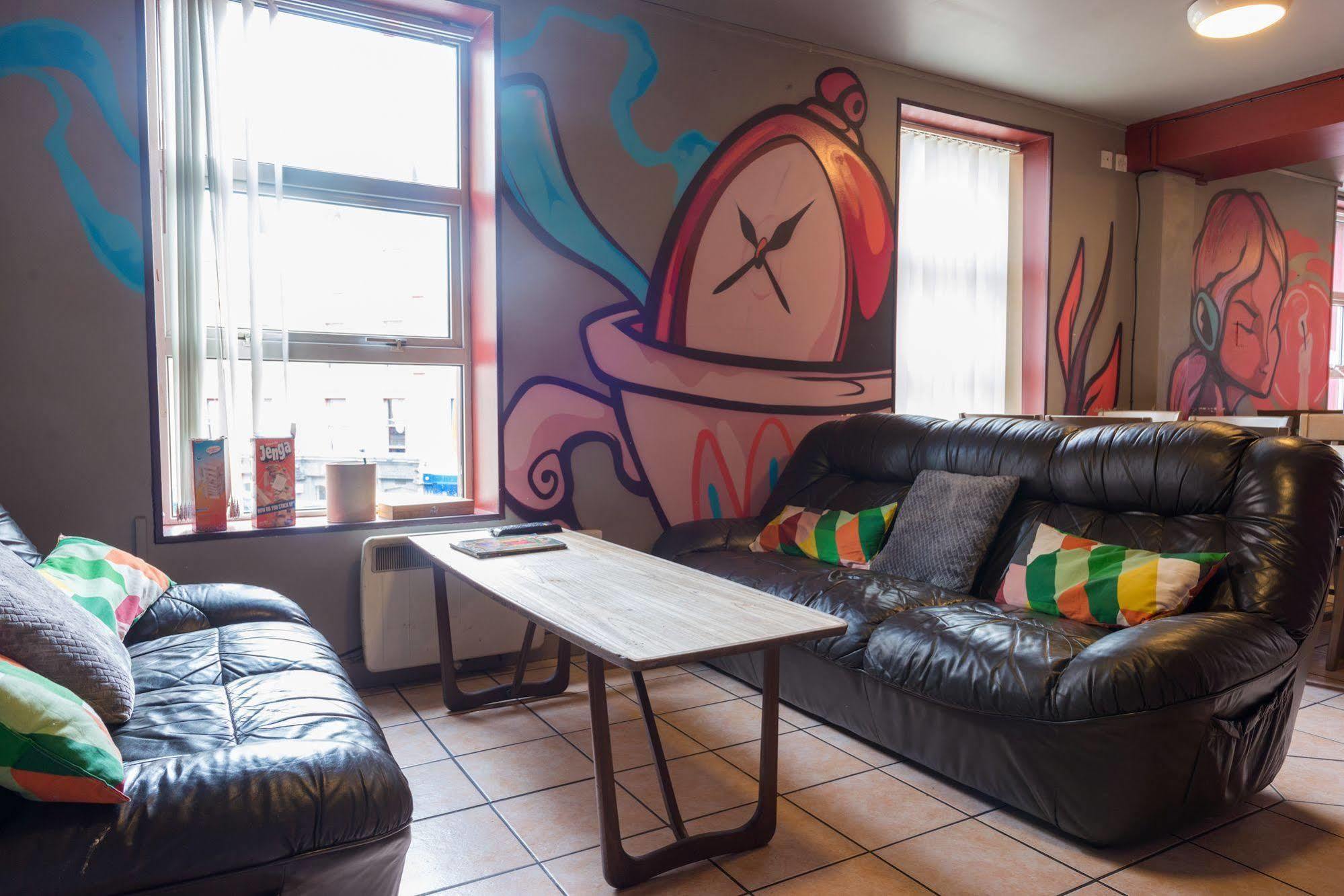 The Times Hostel - College Street Dublin Bagian luar foto