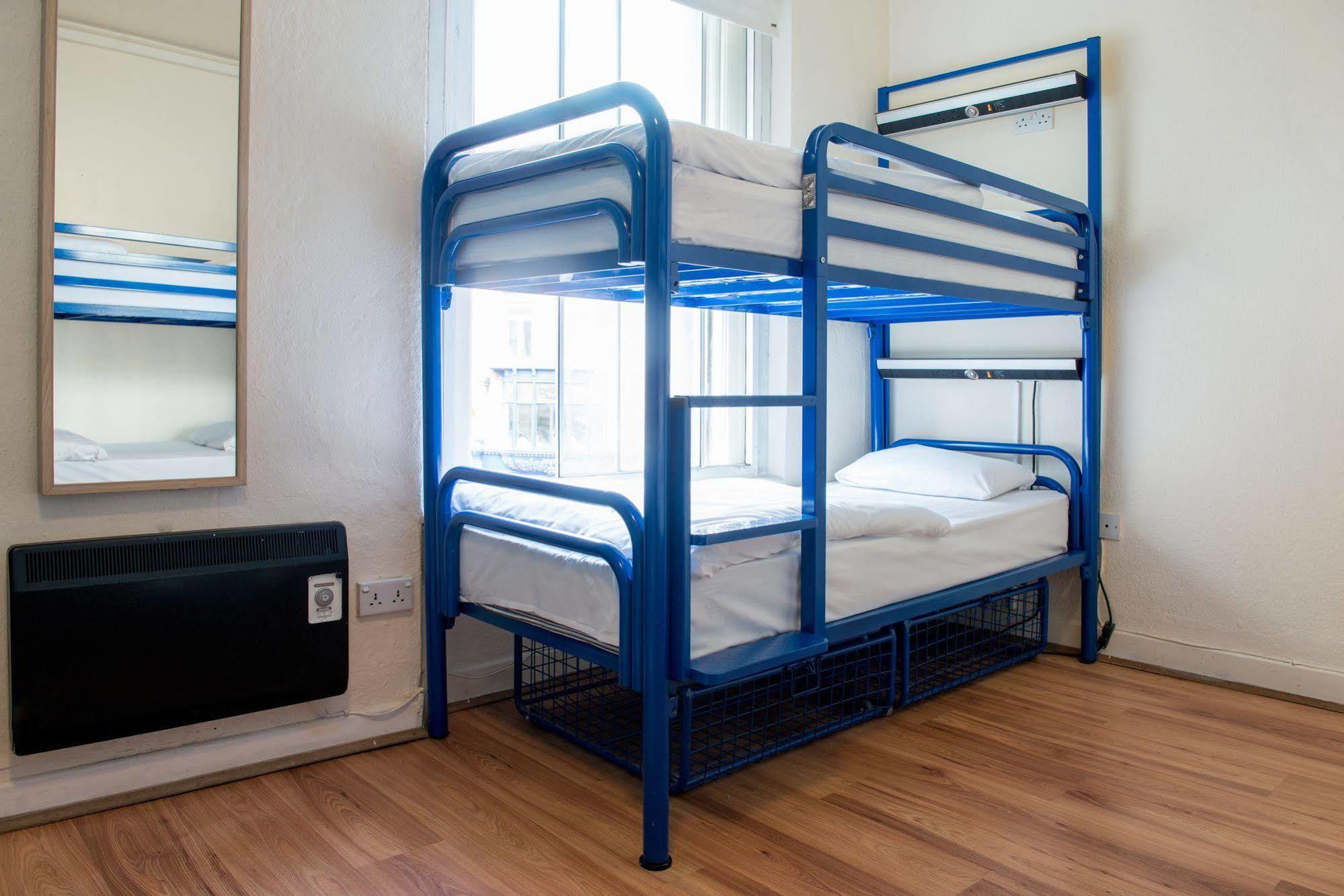 The Times Hostel - College Street Dublin Bagian luar foto